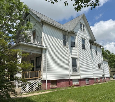 Redevelopment Opportunity portfolio of 6 properties for sale on LoopNet.com - Building Photo - Image 2 of 5