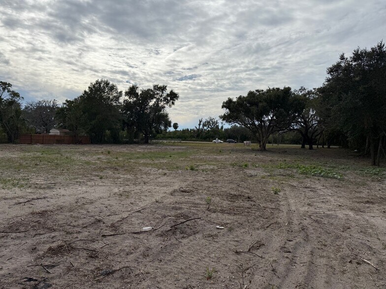 7108-7110 Little Rd, New Port Richey, FL for sale - Building Photo - Image 3 of 4