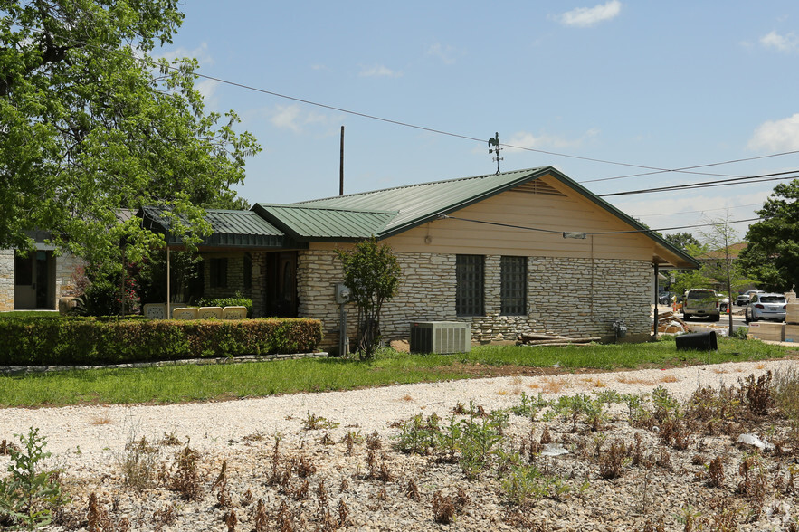 405 Round Rock Ave, Round Rock, TX for sale - Building Photo - Image 3 of 3