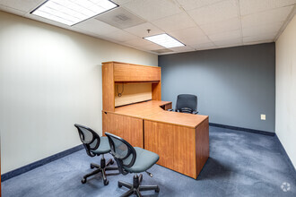 2034 Eisenhower Ave, Alexandria, VA for lease Interior Photo- Image 1 of 8