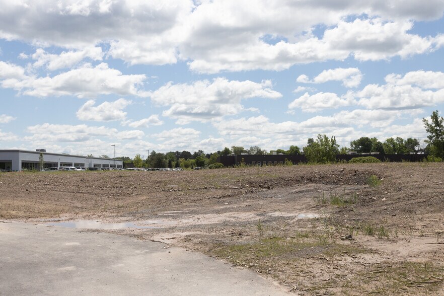 5855 Widewaters Pky, De Witt, NY 13214 BTS