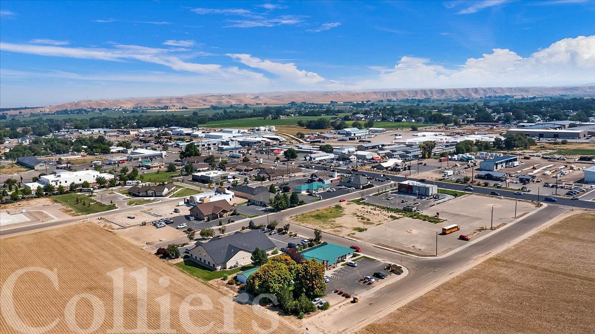 1100 NW 12th St, Fruitland, ID 83619 Office for Sale