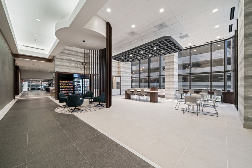 3555 Timmons Ln, Houston, TX for lease - Interior Photo - Image 3 of 12