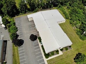 136 Bracken Rd, Montgomery, NY for lease Building Photo- Image 1 of 10