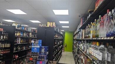 10901 SE US Highway 441, Belleview, FL for lease Interior Photo- Image 1 of 3