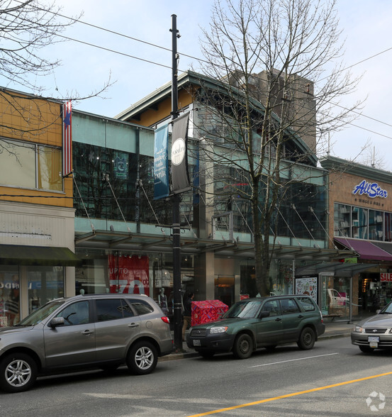 1172-1194 Robson St, Vancouver, BC for lease - Building Photo - Image 3 of 12