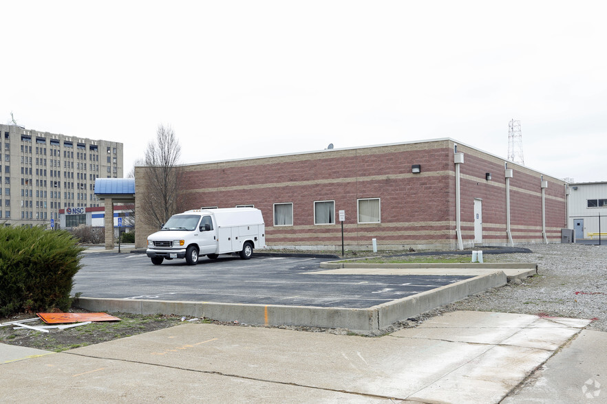 909 N 14th St, Saint Louis, MO for lease - Building Photo - Image 3 of 3