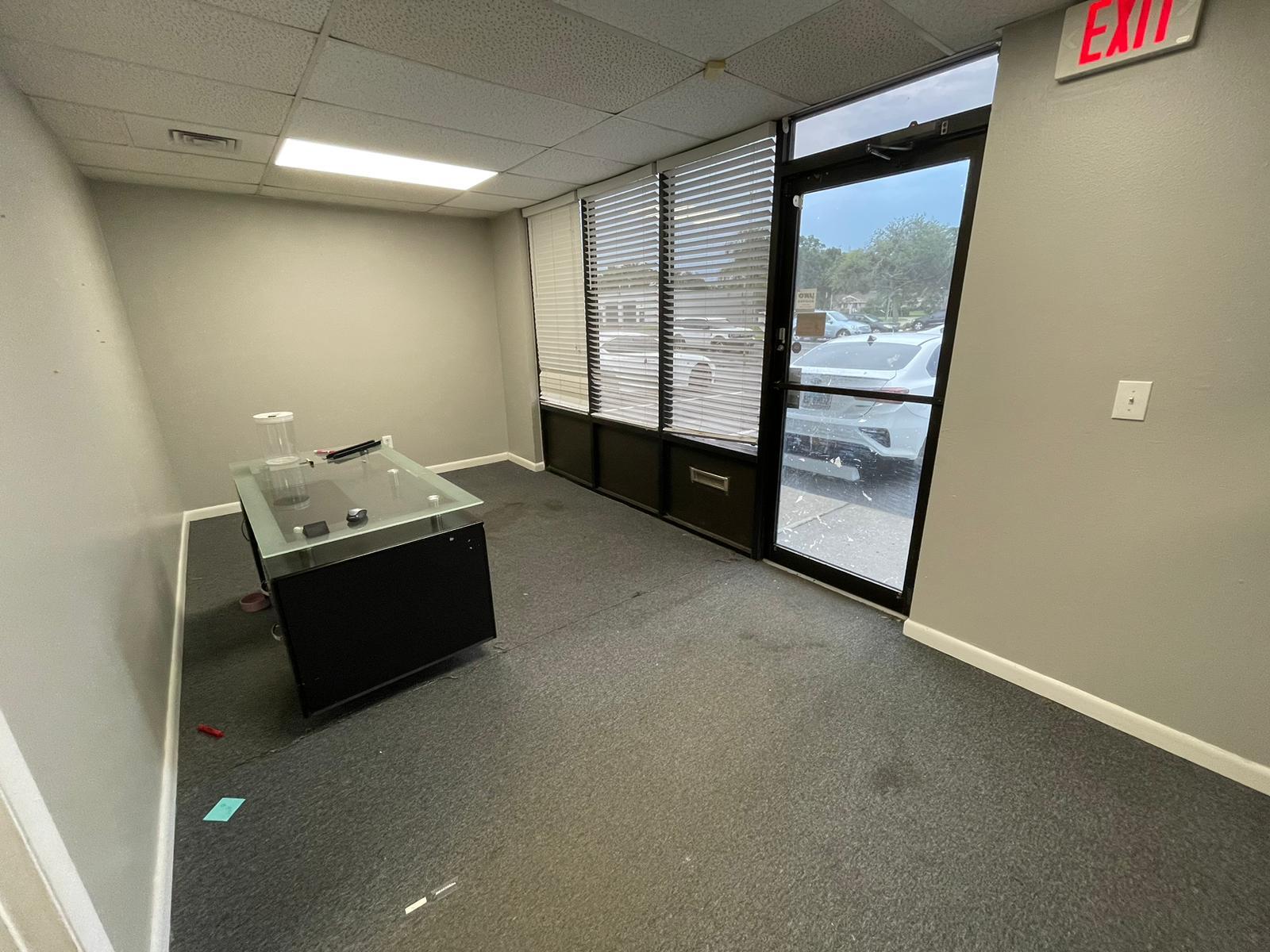 6240 39th St N, Pinellas Park, FL for lease Interior Photo- Image 1 of 9