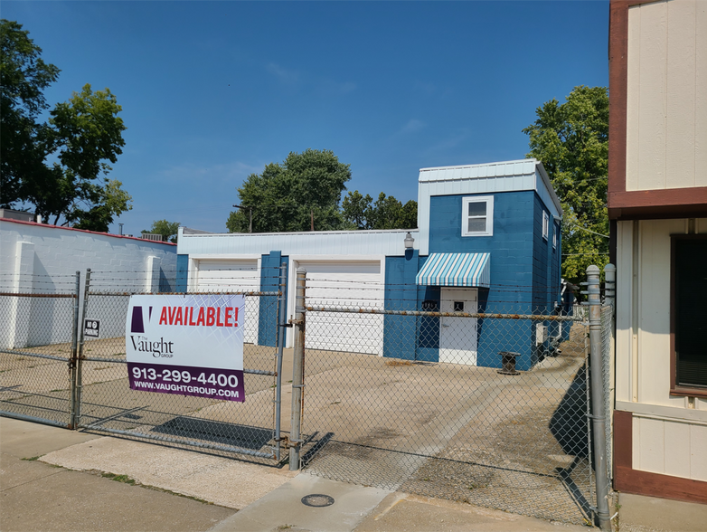 836 Osage Ave, Kansas City, KS for sale - Building Photo - Image 1 of 1