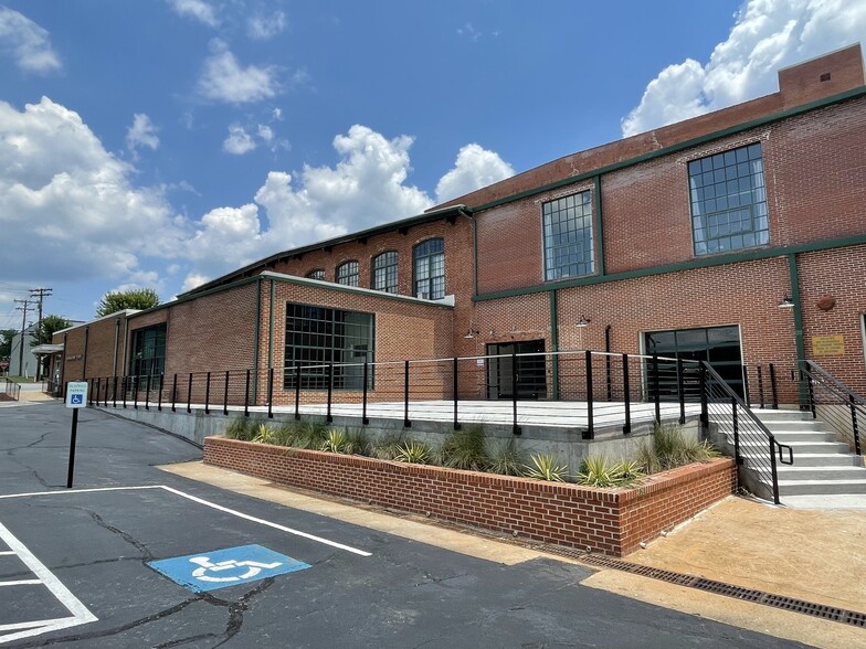 201 Smythe St, Greenville, SC for lease - Building Photo - Image 3 of 15