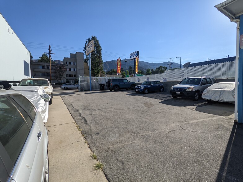 6636 Foothill Blvd, Tujunga, CA for lease - Building Photo - Image 3 of 15