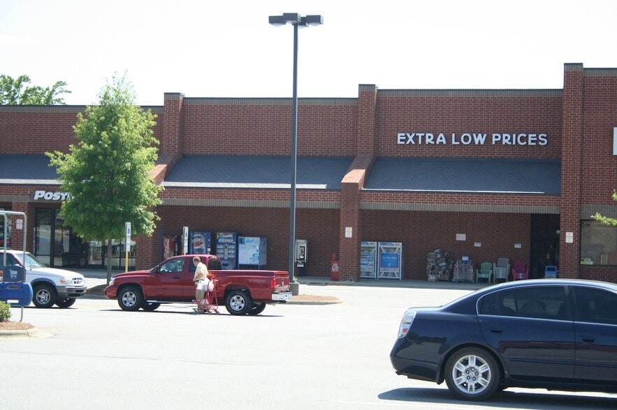 1779 W Williams St, Apex, NC for lease - Building Photo - Image 2 of 2