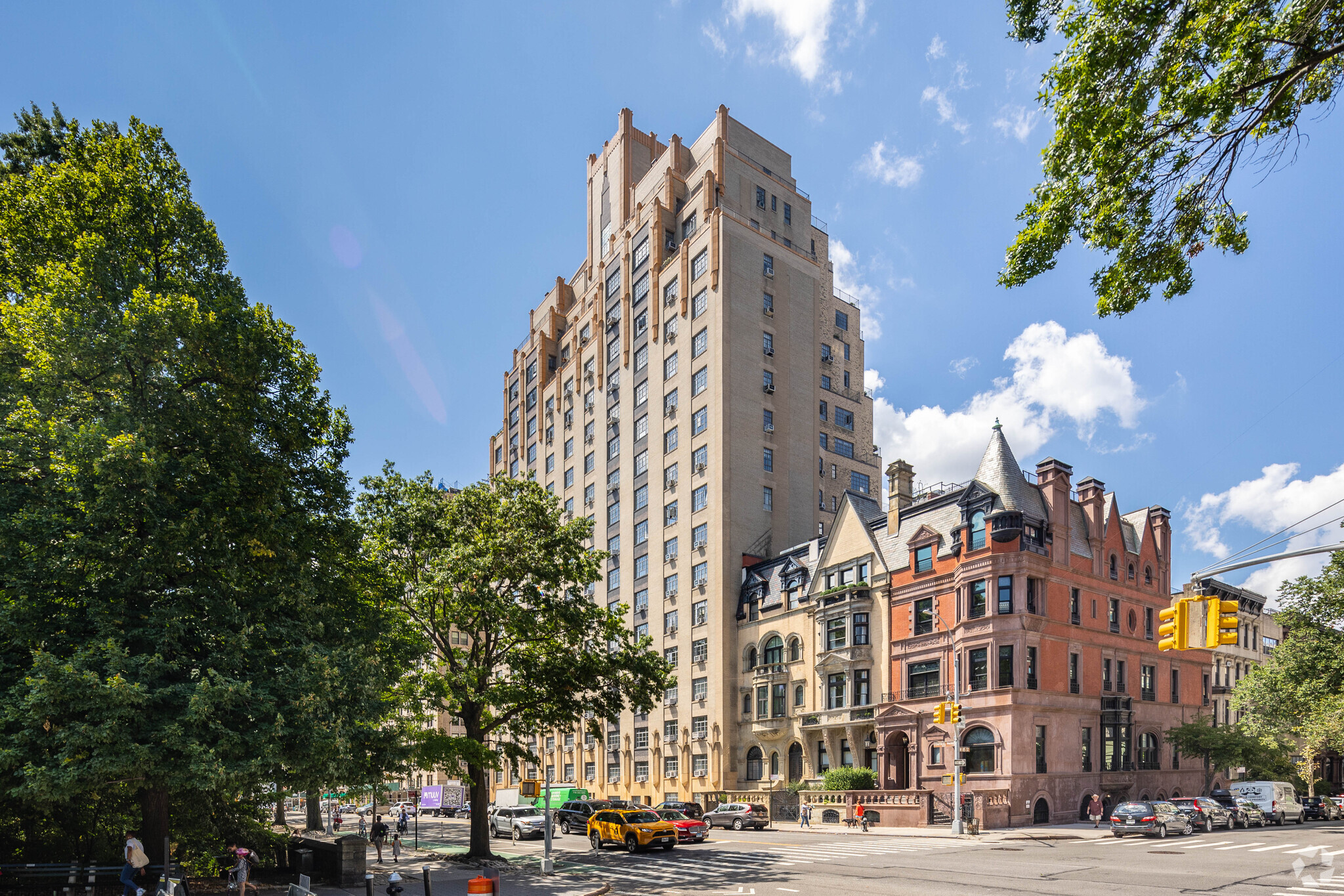 241 Central Park W, New York, NY for lease Primary Photo- Image 1 of 7