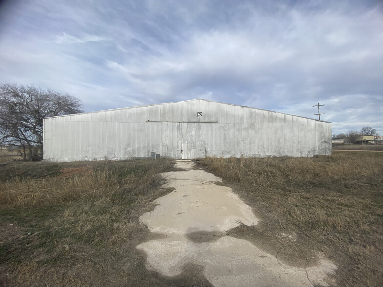 100 W 12th St, Sweetwater, TX for sale - Building Photo - Image 3 of 8