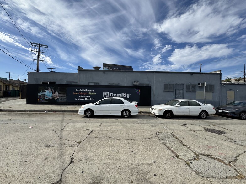 4920 W Pico Blvd, Los Angeles, CA for lease - Building Photo - Image 1 of 19