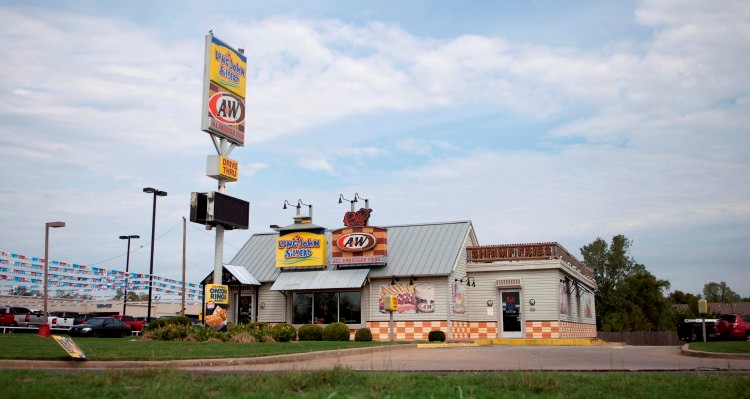 142 W Shawnee St, Muskogee, OK for lease - Building Photo - Image 2 of 2