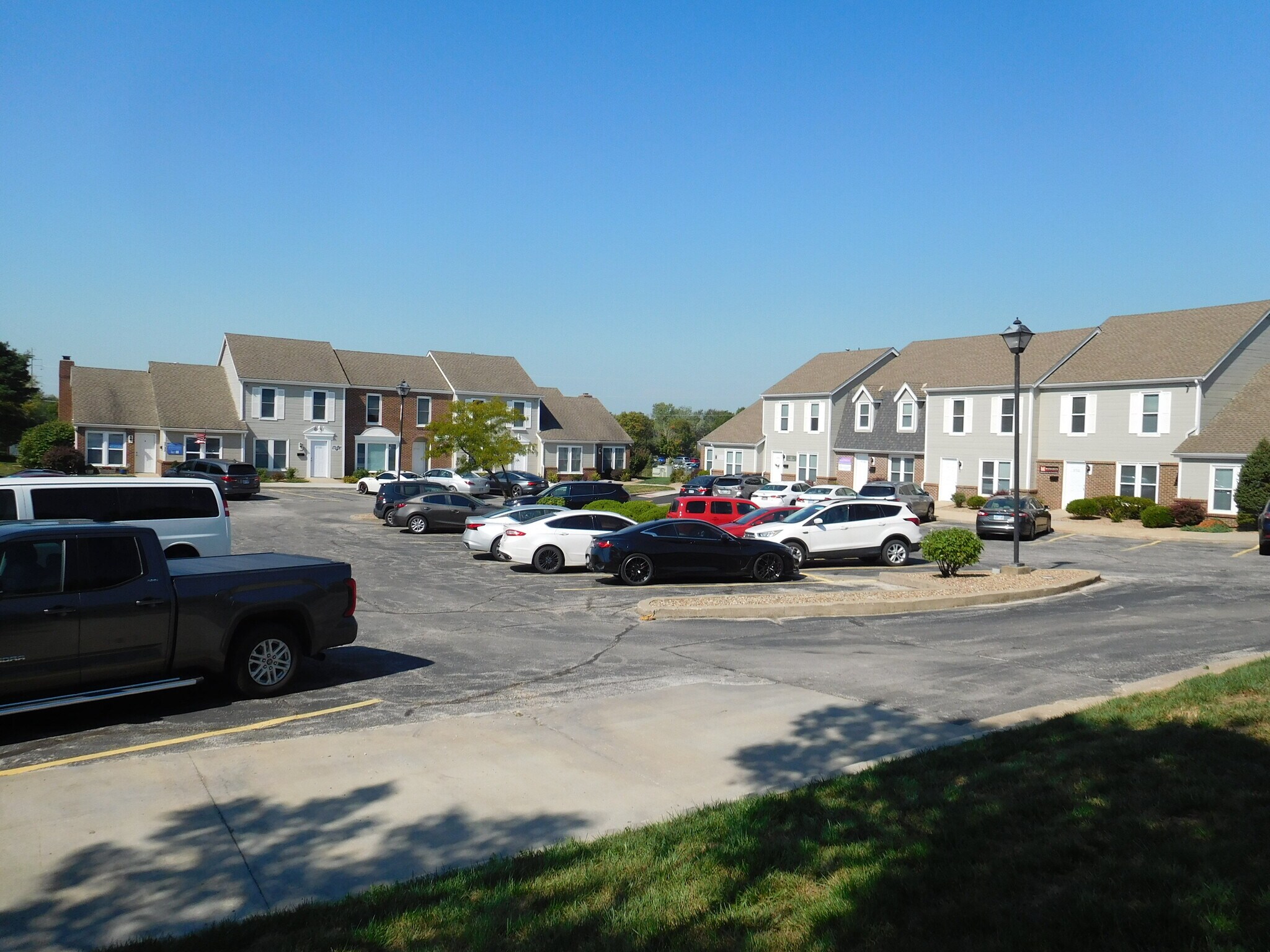 9710-9720 Rosehill Rd, Lenexa, KS for sale Primary Photo- Image 1 of 1