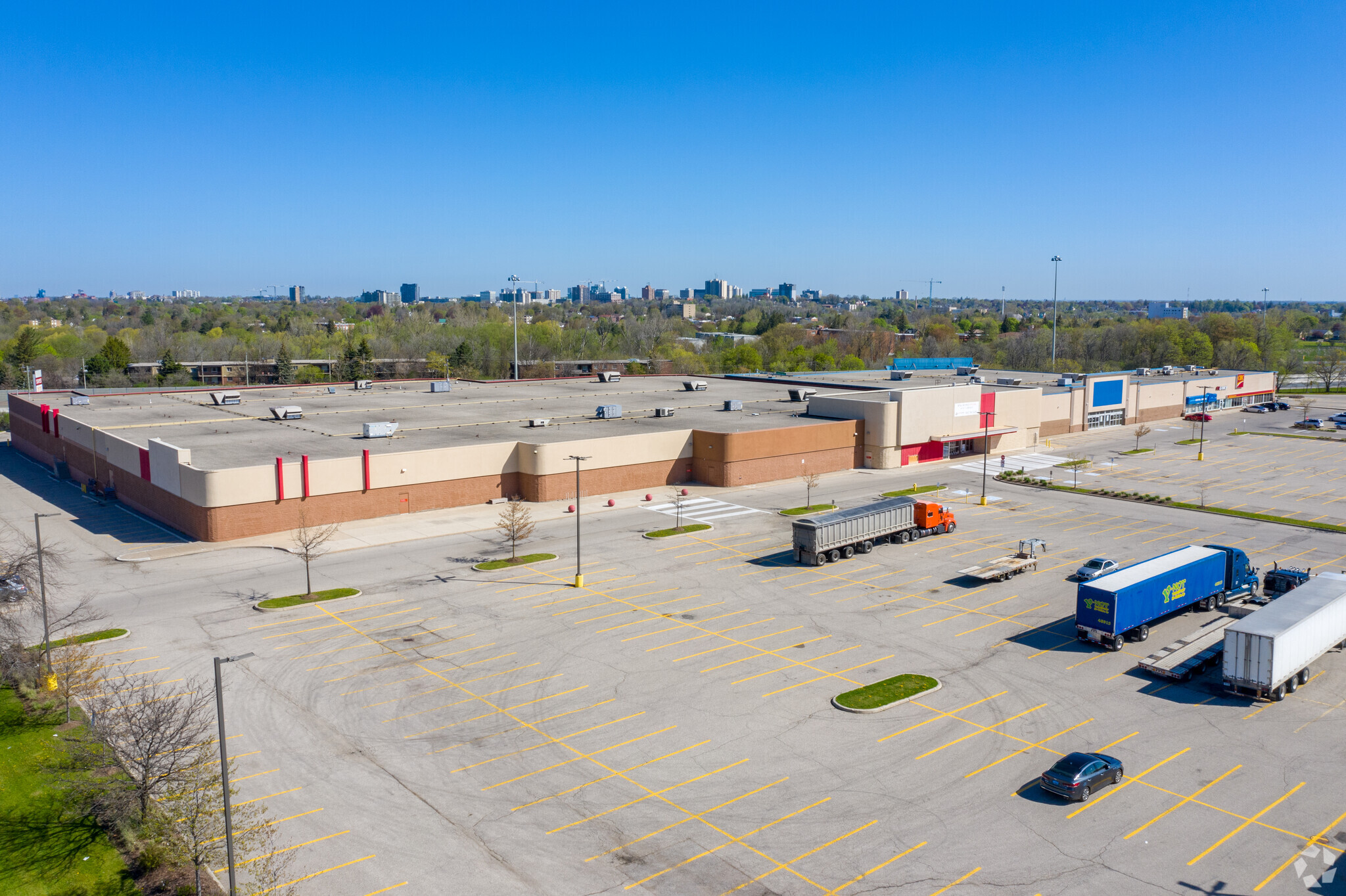 245 Strasburg Rd, Kitchener, ON for lease Building Photo- Image 1 of 9