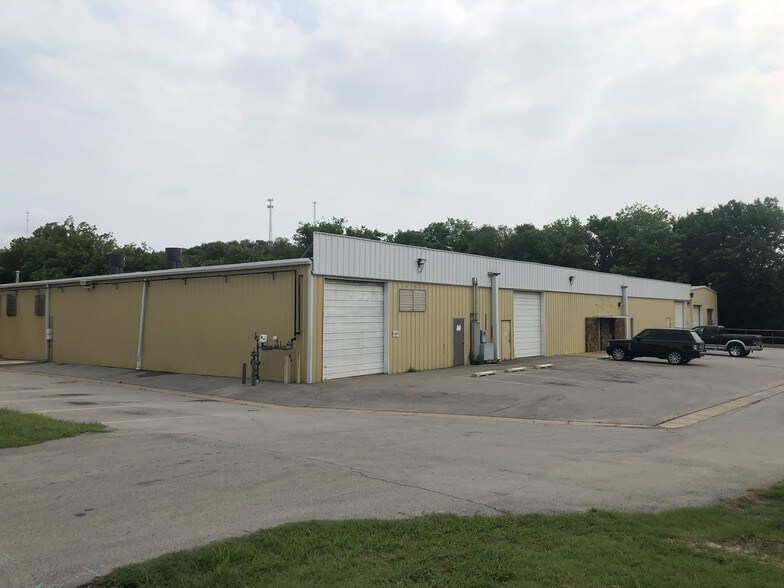 205 E Line Ave, Sapulpa, OK for sale - Primary Photo - Image 1 of 1