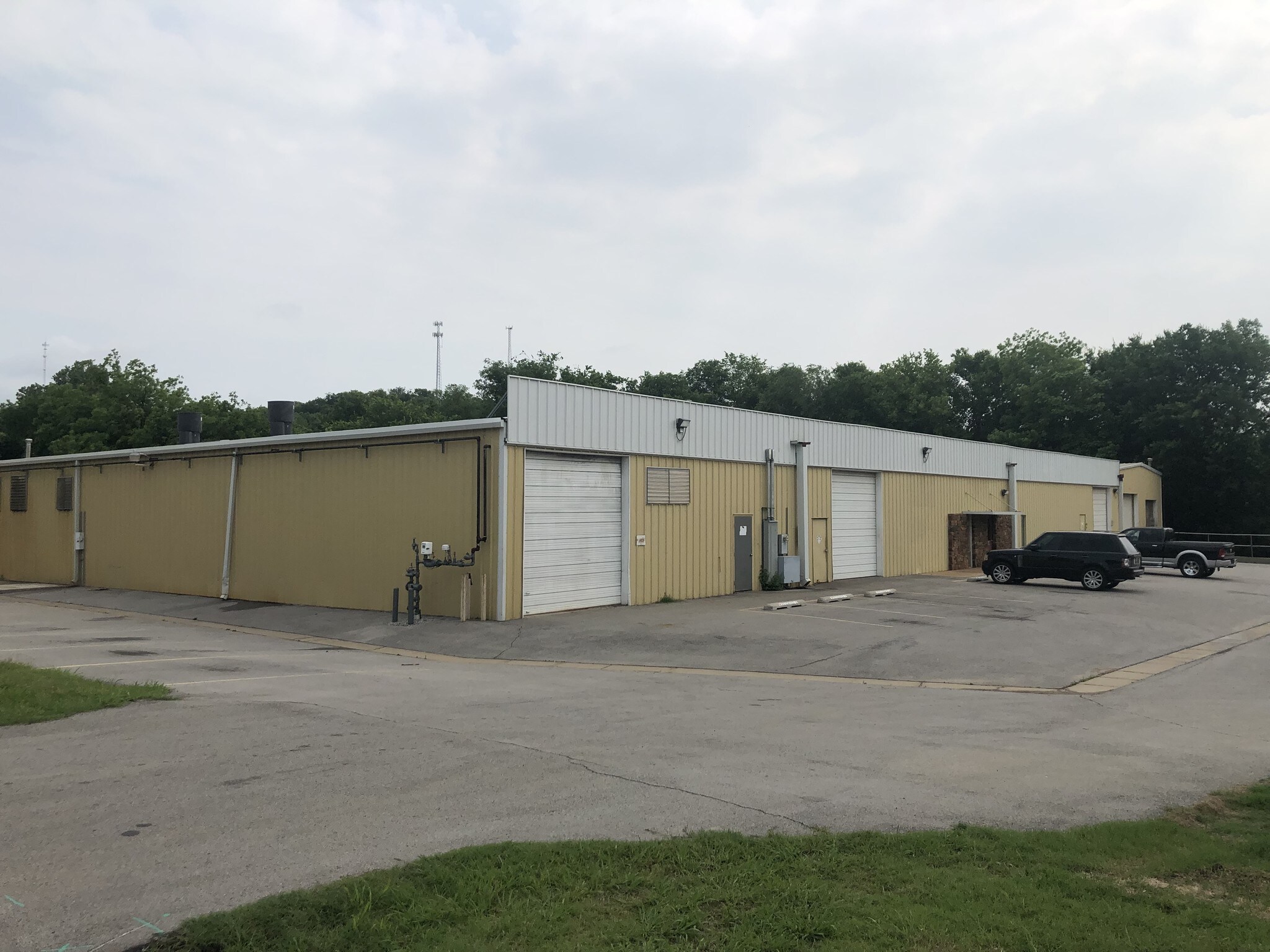 205 E Line Ave, Sapulpa, OK for sale Primary Photo- Image 1 of 1