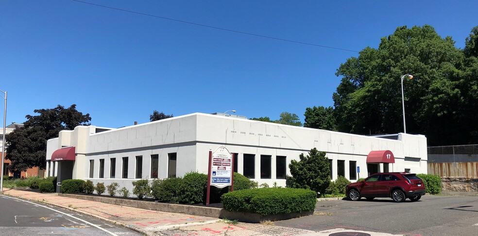 17 Riverside Ave, Bristol, CT for sale - Building Photo - Image 1 of 1