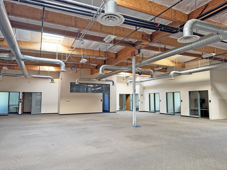 428 Aviation Blvd, Santa Rosa, CA for sale - Interior Photo - Image 2 of 9
