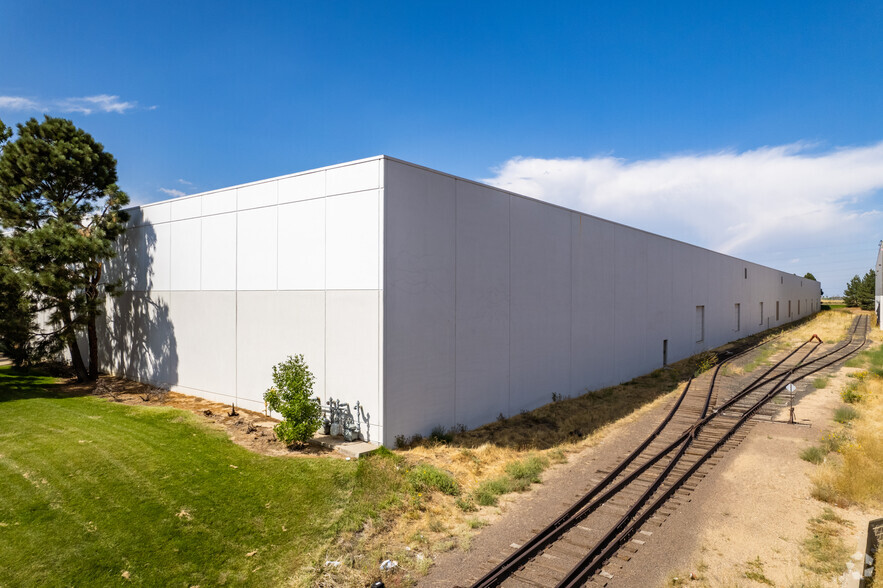 11440 E 56th Ave, Denver, CO for lease - Building Photo - Image 2 of 5