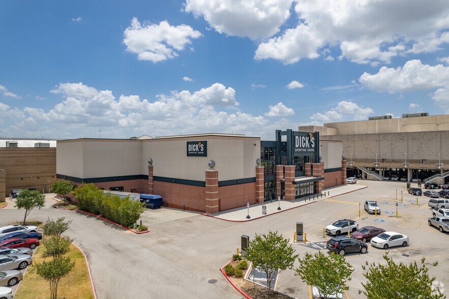 20131 N US 59 Hwy, Humble, TX for sale - Primary Photo - Image 1 of 1