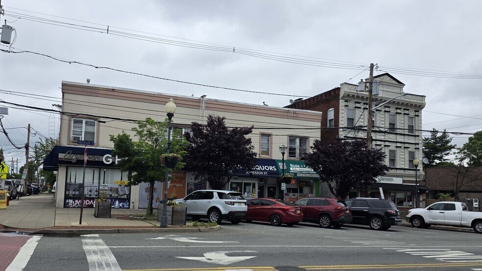 134 Anderson St, Hackensack, NJ for sale - Primary Photo - Image 1 of 8