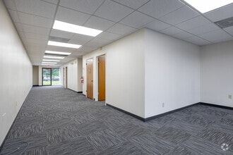 5730-5892 S Semoran Blvd, Orlando, FL for lease Interior Photo- Image 1 of 1