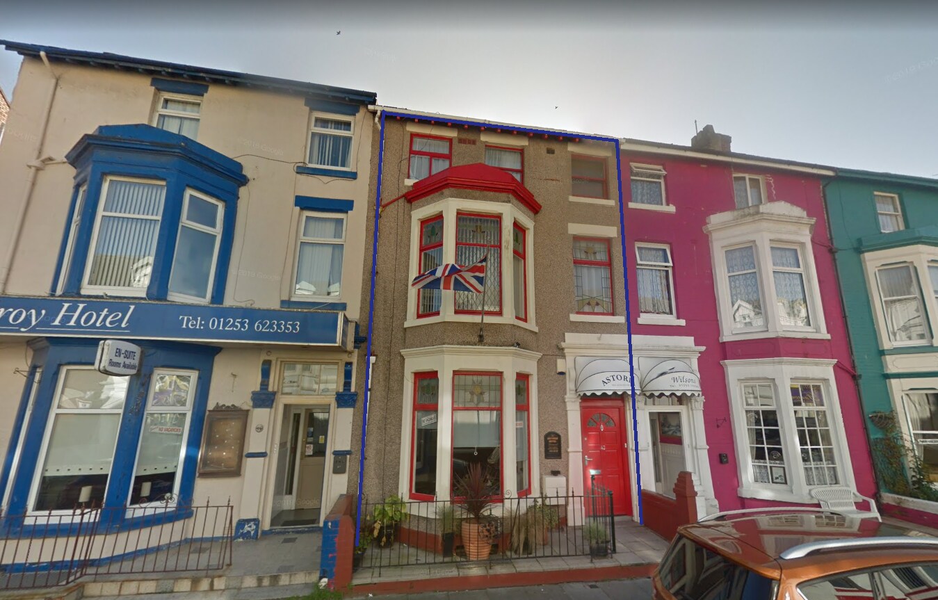 43 Hull Road Rd, Blackpool, FY1 4QB