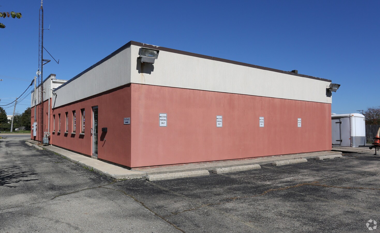 2335 75th St, Woodridge, IL 60517