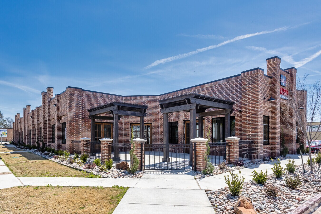 211 S Main St, Keller, TX 76248