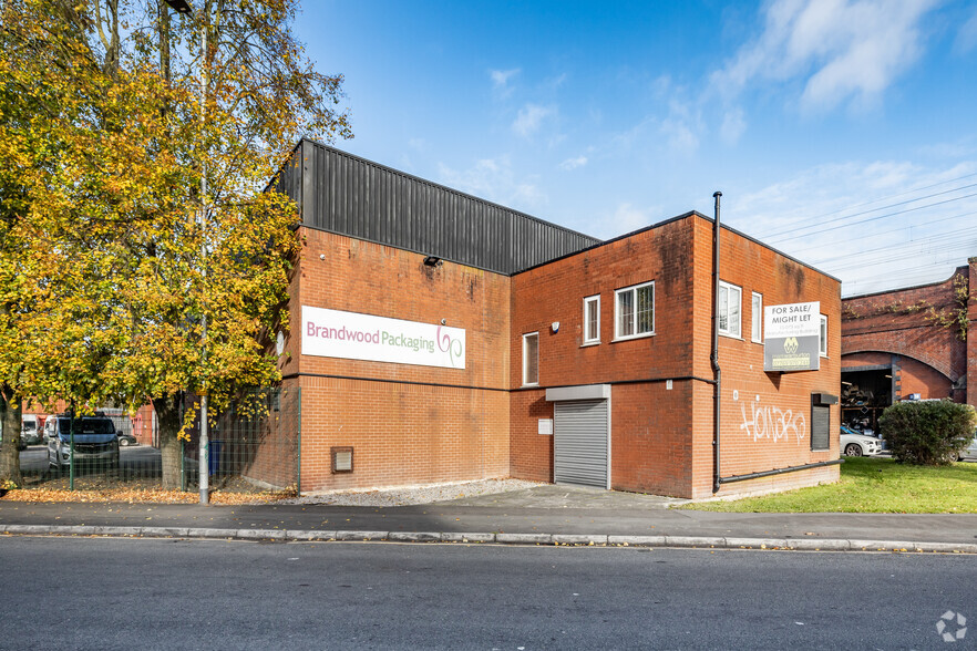 99 Higher Ardwick, Manchester for sale - Building Photo - Image 3 of 9