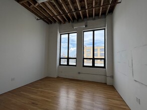 349-359 Scholes St, Brooklyn, NY for lease Interior Photo- Image 1 of 1