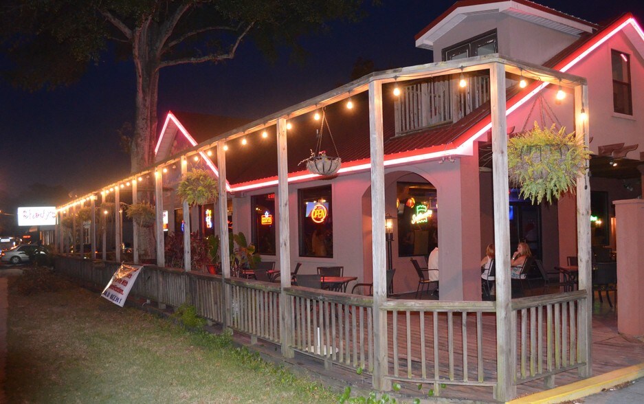 1795 Pass Rd, Biloxi, MS 39531