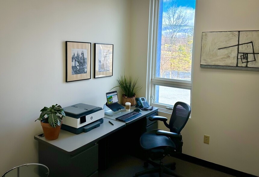 10 Valley Street, Lenox, MA for lease - Interior Photo - Image 3 of 7