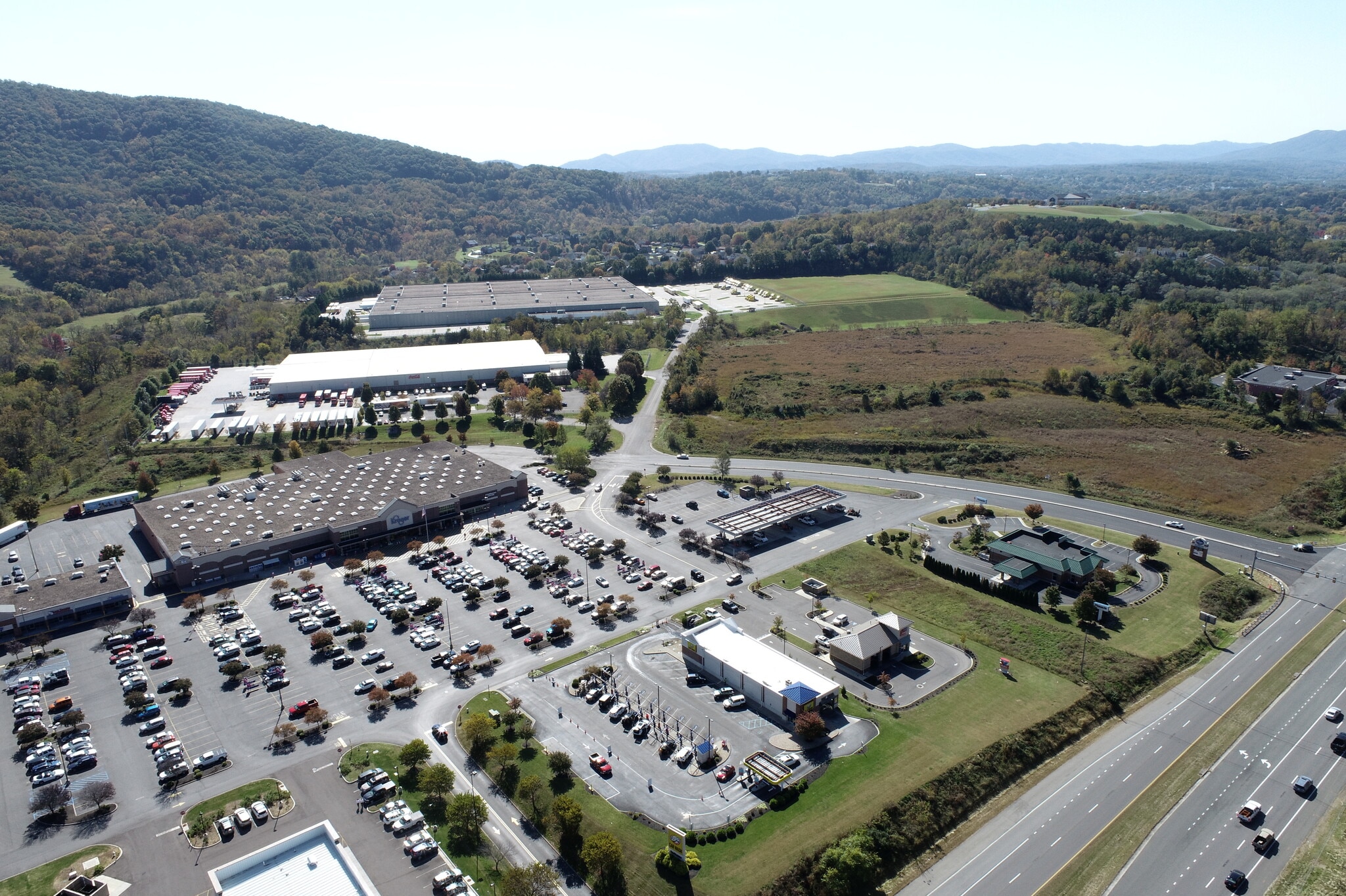 4035 Challenger Ave NE, Roanoke, VA 24012 Zips Car Wash