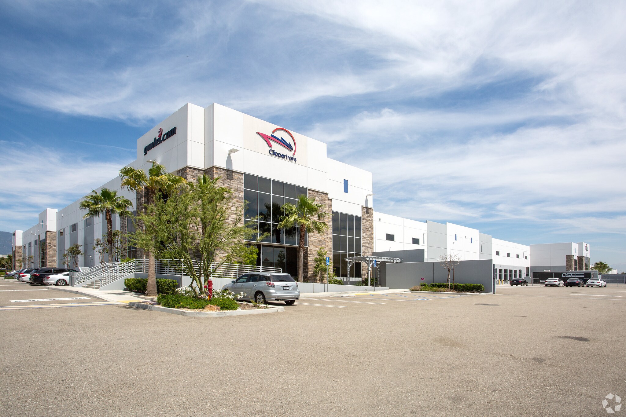 9560 Buffalo Ave, Rancho Cucamonga, CA for lease Primary Photo- Image 1 of 3