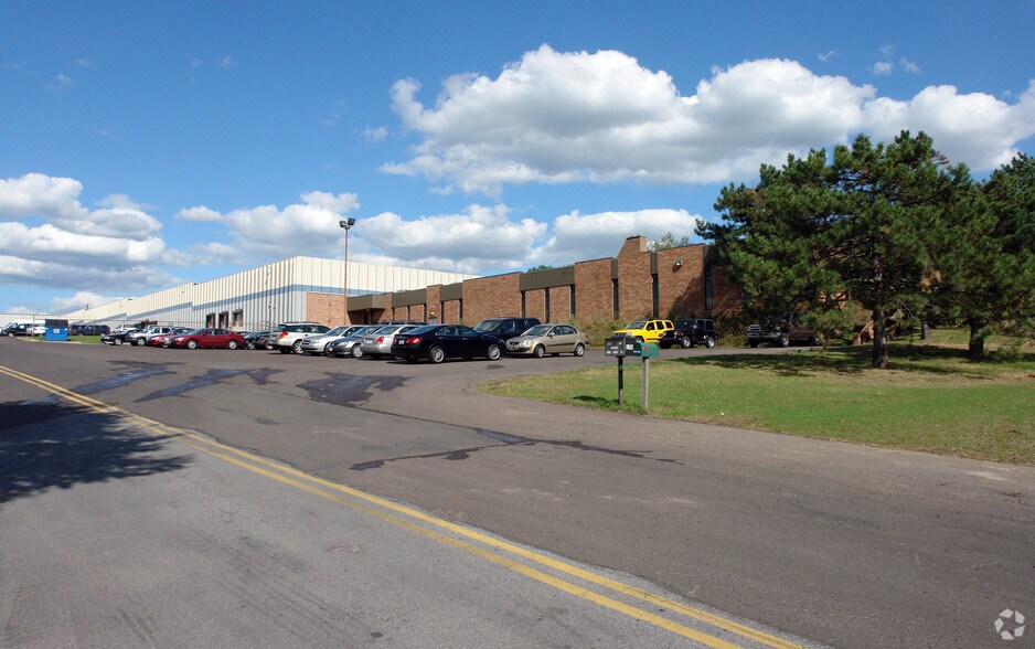 1350 Welsh Rd, North Wales, PA for sale - Building Photo - Image 1 of 1