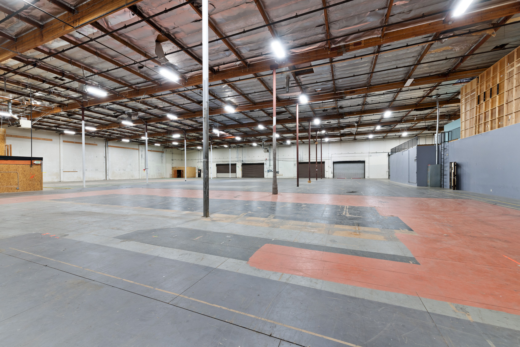 8631 Hayden Pl, Culver City, CA for lease Building Photo- Image 1 of 8