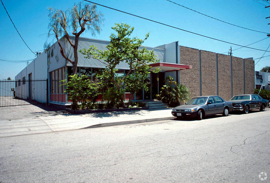 7442 Varna Ave, North Hollywood, CA for lease - Building Photo - Image 2 of 52