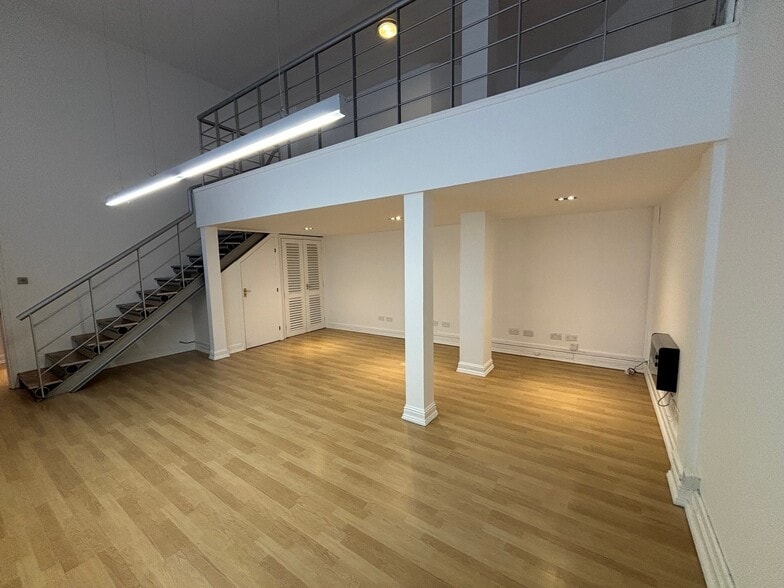 13 James Morrison St, Glasgow for lease - Building Photo - Image 3 of 3