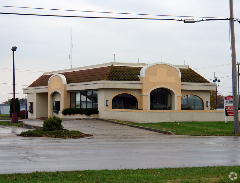 1829 E 2nd St, Defiance, OH for sale - Primary Photo - Image 1 of 1