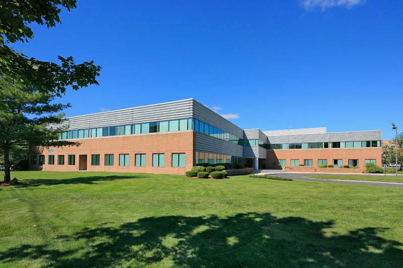 313 Boston Post Rd W, Marlborough, MA for lease - Building Photo - Image 1 of 1