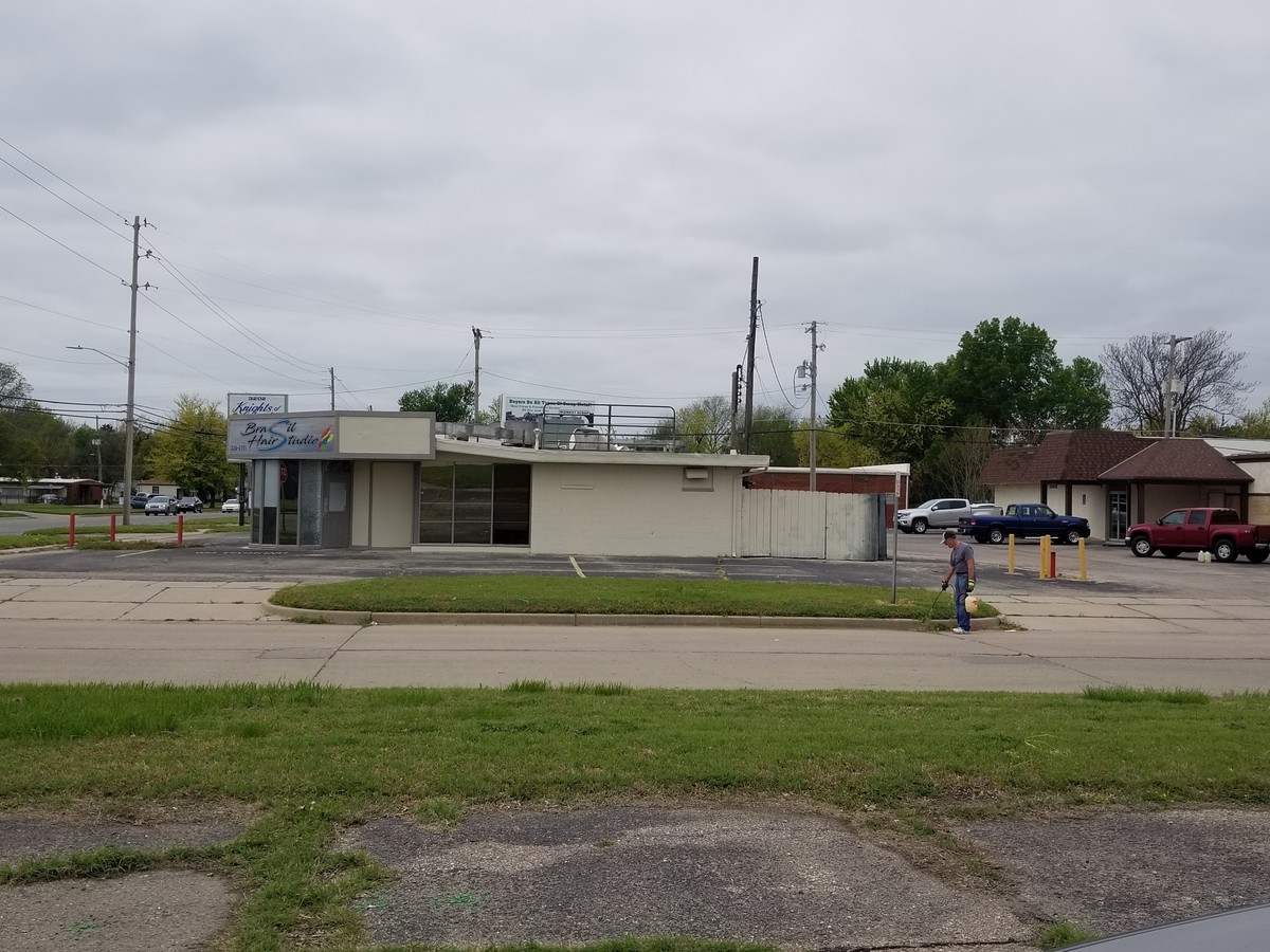 3202 W 13th St, Wichita, KS 67203 | LoopNet