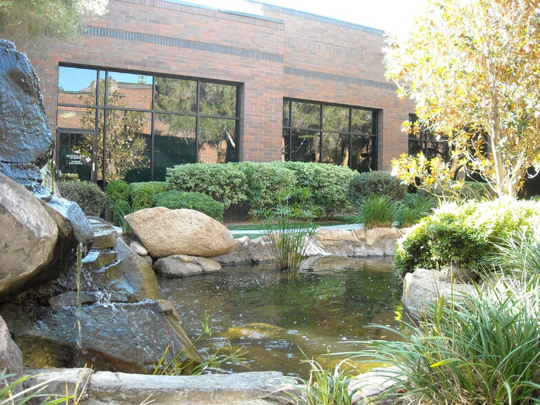 6600 W Charleston Blvd, Las Vegas, NV for lease - Building Photo - Image 3 of 9