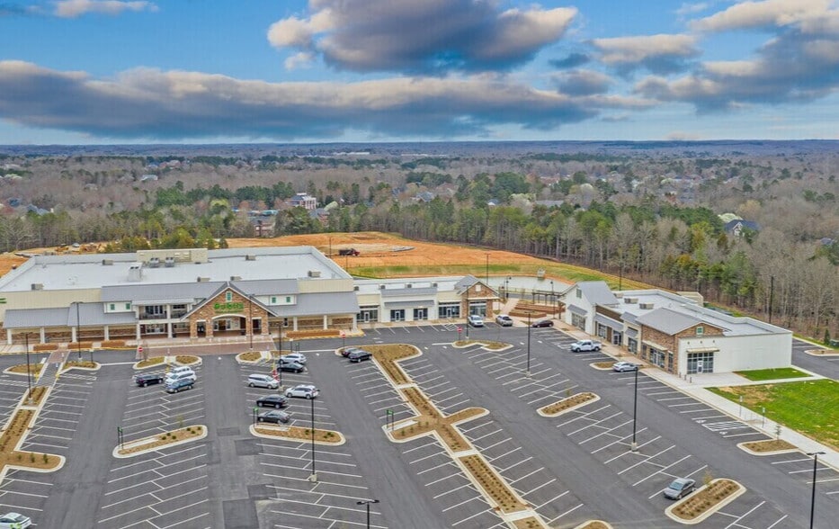 1621 S Providence Rd, Waxhaw, NC for lease - Primary Photo - Image 1 of 2