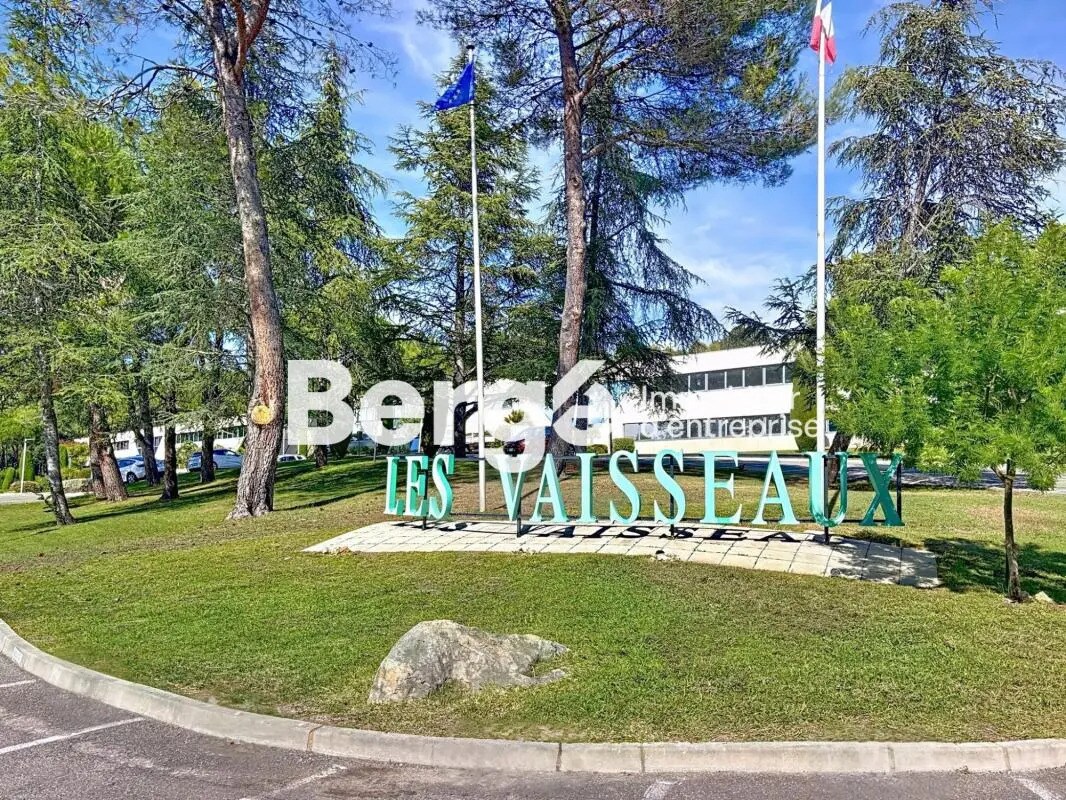 Office in SOPHIA ANTIPOLIS for lease Building Photo- Image 1 of 13