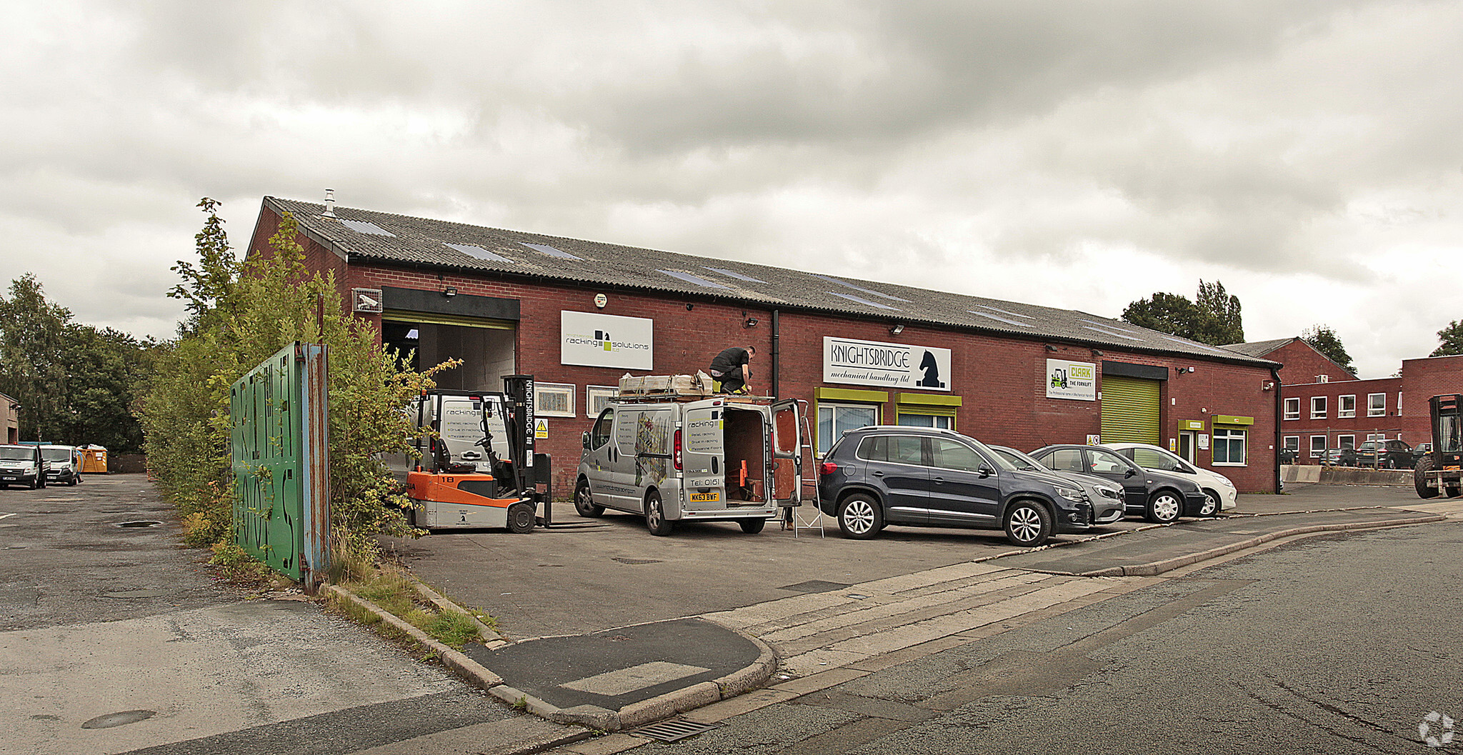 Newby Rd, Stockport for lease Primary Photo- Image 1 of 4